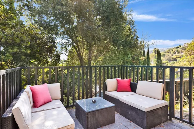 $1,674,999 | 4009 Weslin Avenue, Sherman Oaks, CA 91423