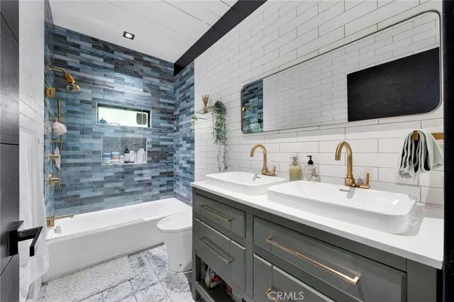 $1,674,999 | 4009 Weslin Avenue, Sherman Oaks, CA 91423