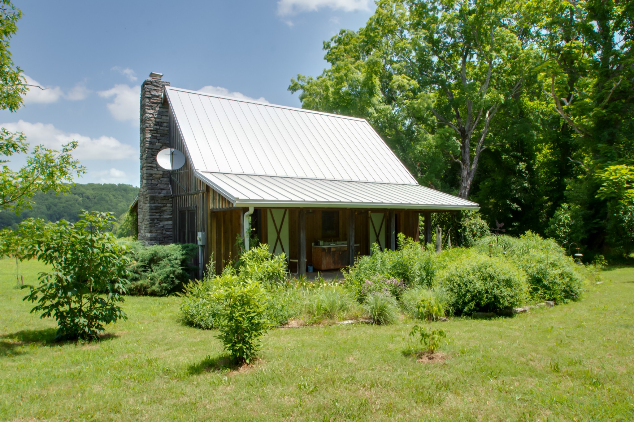 140 Nichols Road Hohenwald, TN 38462 - Photo 6 of 30 Gallery Image 6