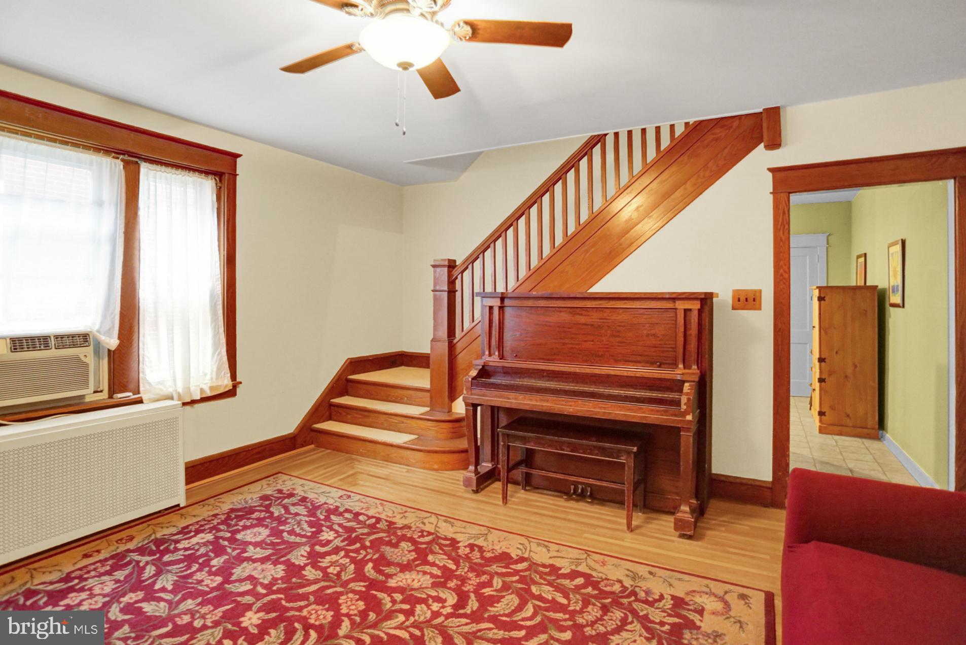 516 Elsie Street Reading, PA 19607 - Photo 8 of 38 Gallery Image 8