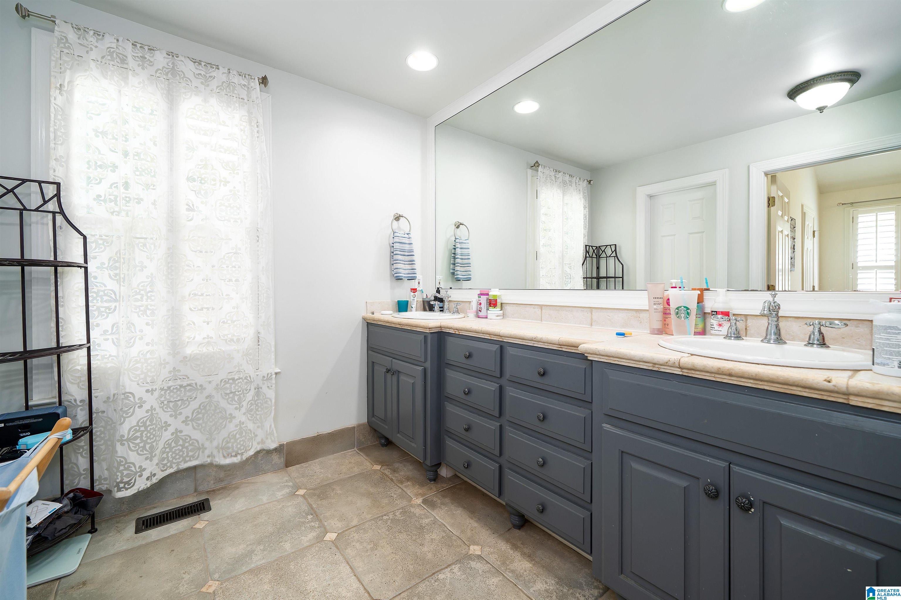 2347 Tyler Road Birmingham, AL 35226 - Photo 16 of 32