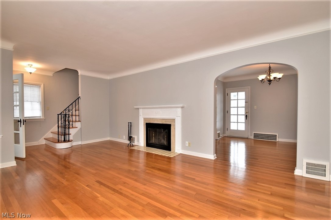 2315 Saybrook Road Cleveland, OH 44118 - Photo 4 of 29