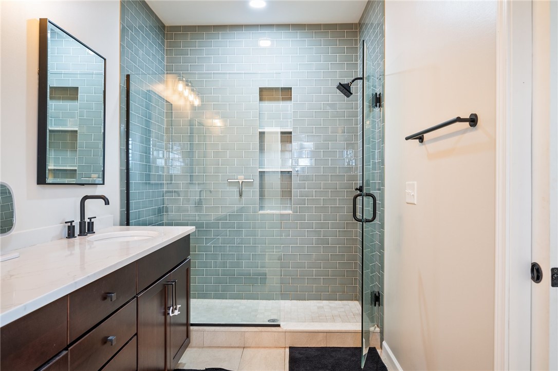 459 Pardee Road Irondequoit, NY 14609 - Photo 19 of 35