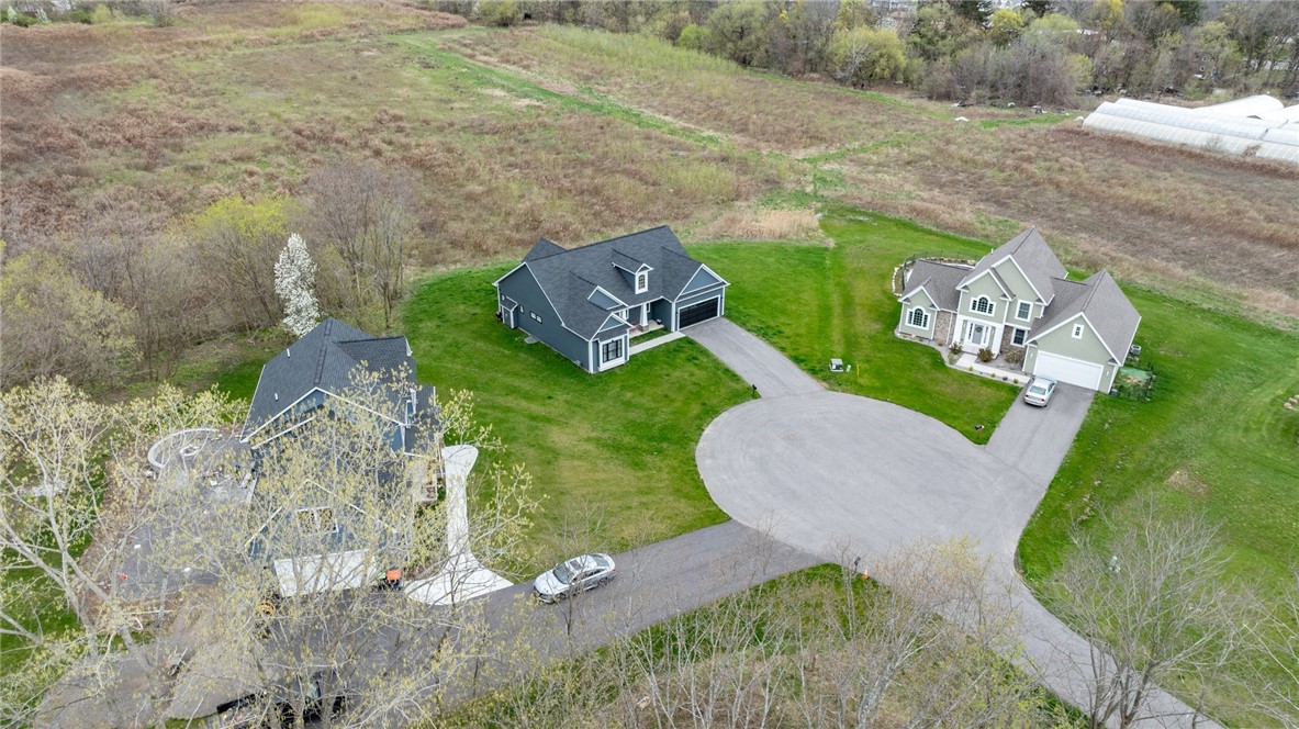 459 Pardee Road Irondequoit, NY 14609 - Photo 4 of 35