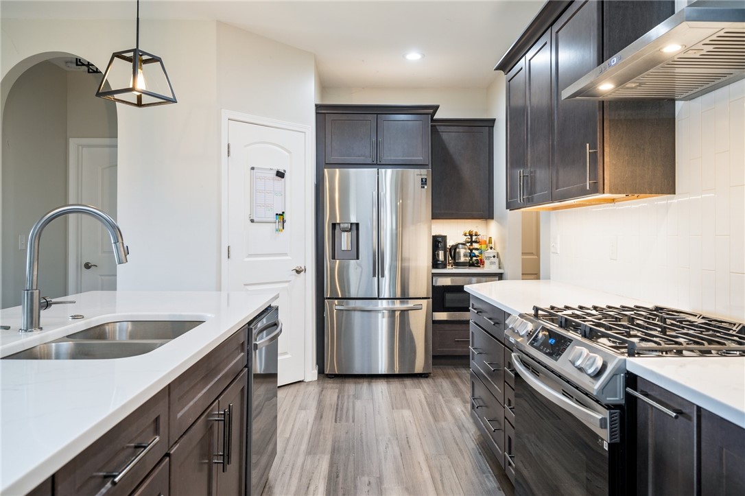 459 Pardee Road Irondequoit, NY 14609 - Photo 6 of 35