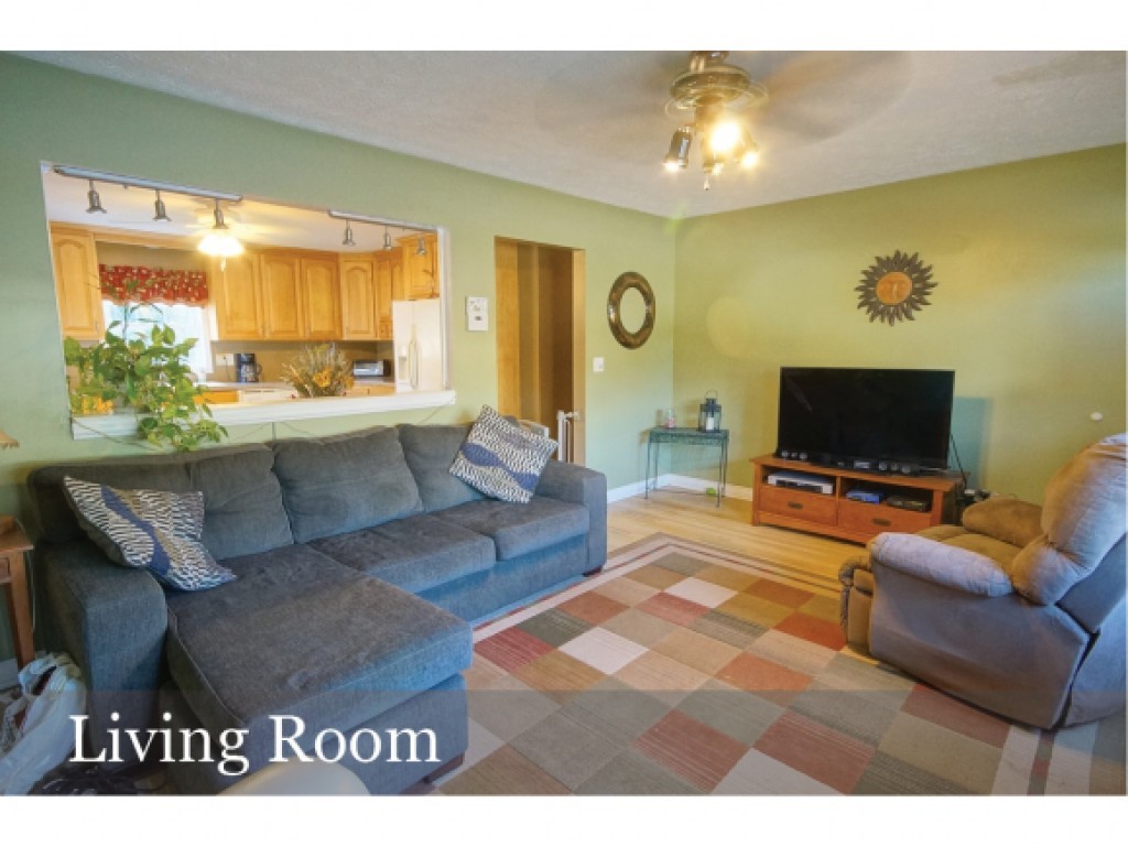 72 Crescent Road Manchester, NH 03103 - Photo 10 of 28 Gallery Image 10