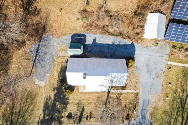 $334,000 | 2193 Hankey Mountain Highway, Churchville, VA 24421
