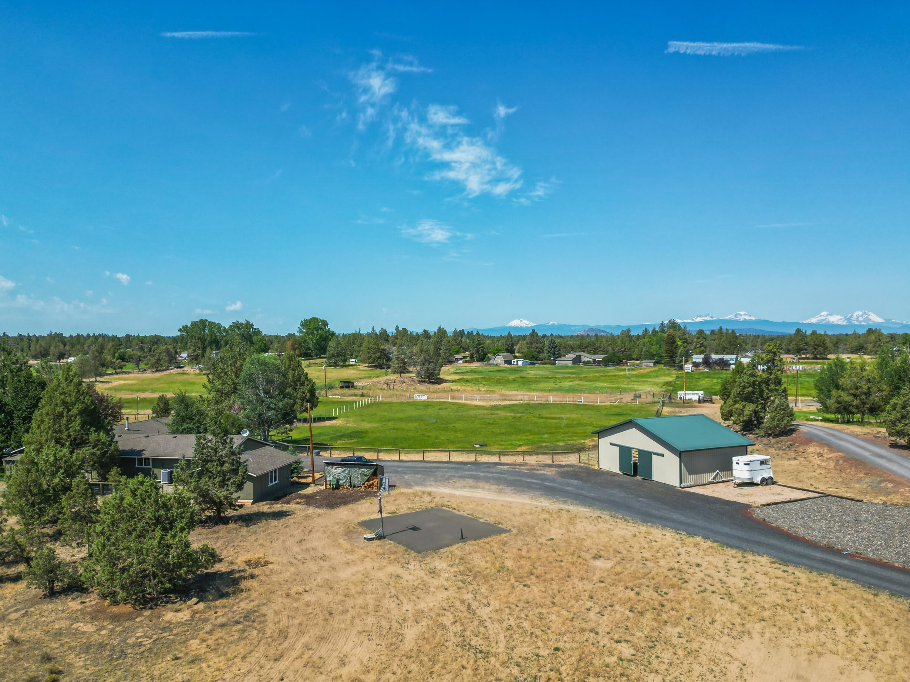 62575 Dixon Loop Bend, OR 97701 - Photo 47 of 56 Dixon Lp-49