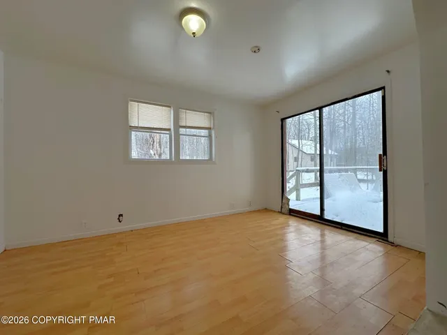 $1,595 | 8900 Raccoon Trail, Tobyhanna, PA 18466