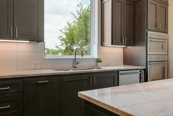 $1,199,000 | 249 Fly Line Trail, New Braunfels, TX 78132