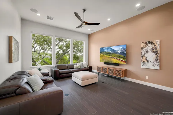 $1,199,000 | 249 Fly Line Trail, New Braunfels, TX 78132