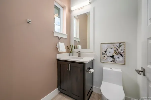 $1,199,000 | 249 Fly Line Trail, New Braunfels, TX 78132