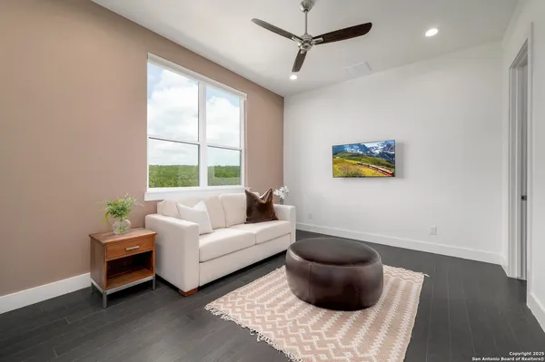 $1,199,000 | 249 Fly Line Trail, New Braunfels, TX 78132