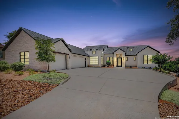 $1,199,000 | 249 Fly Line Trail, New Braunfels, TX 78132