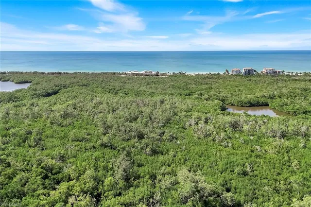 $1,925,000 | 7225 Pelican Bay Boulevard, Unit 604, Naples, FL 34108