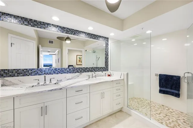 $1,925,000 | 7225 Pelican Bay Boulevard, Unit 604, Naples, FL 34108