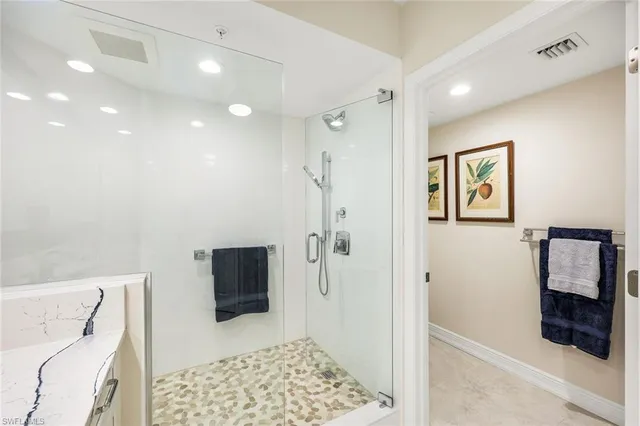 $1,925,000 | 7225 Pelican Bay Boulevard, Unit 604, Naples, FL 34108