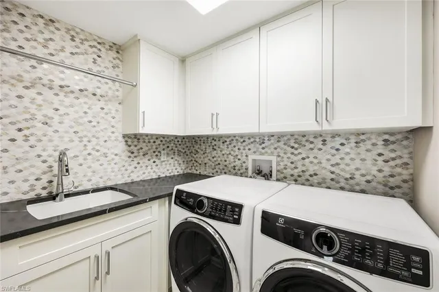 $1,925,000 | 7225 Pelican Bay Boulevard, Unit 604, Naples, FL 34108