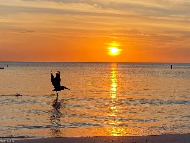 $1,925,000 | 7225 Pelican Bay Boulevard, Unit 604, Naples, FL 34108