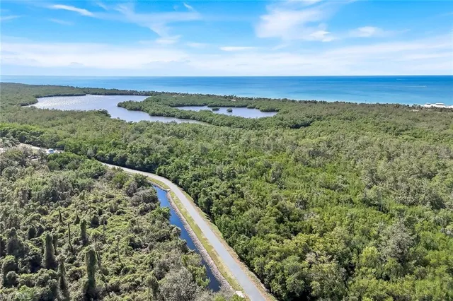 $1,925,000 | 7225 Pelican Bay Boulevard, Unit 604, Naples, FL 34108