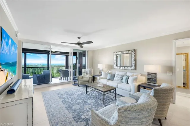$1,925,000 | 7225 Pelican Bay Boulevard, Unit 604, Naples, FL 34108