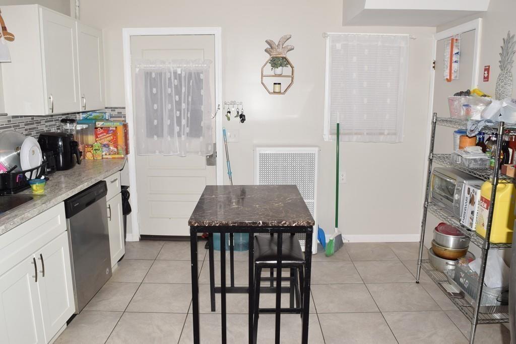 12 Montclair Street Springfield, MA 01104 - Photo 16 of 37 Gallery Image 16