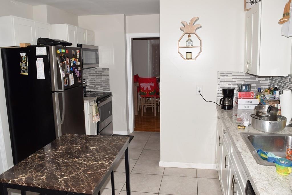 12 Montclair Street Springfield, MA 01104 - Photo 17 of 37 Gallery Image 17