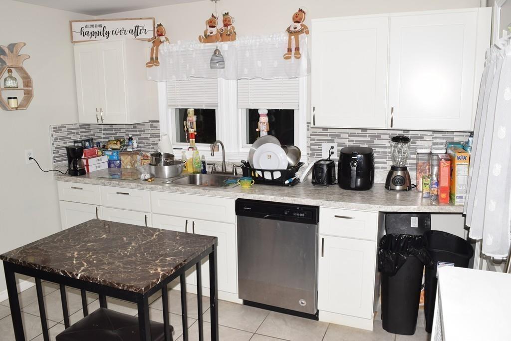 12 Montclair Street Springfield, MA 01104 - Photo 18 of 37 Gallery Image 18