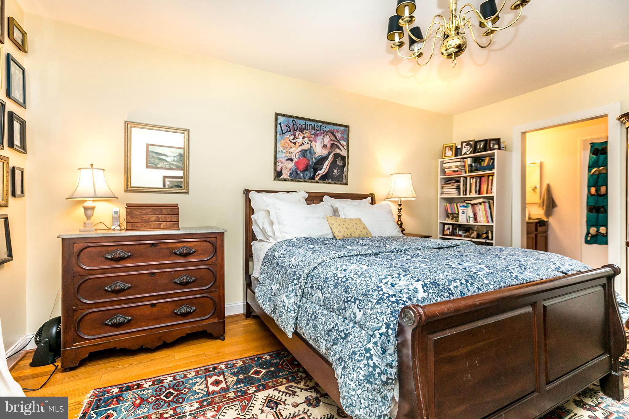 17 Hamill Road, Unit 17C Baltimore, MD 21210 - Photo 12 of 14 Master Bedroom