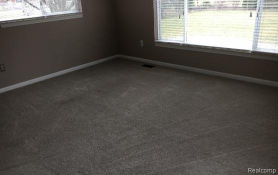 30461 Ridgefield Avenue Warren, MI 48088 - Photo 6 of 17 Living Room 2.jpg