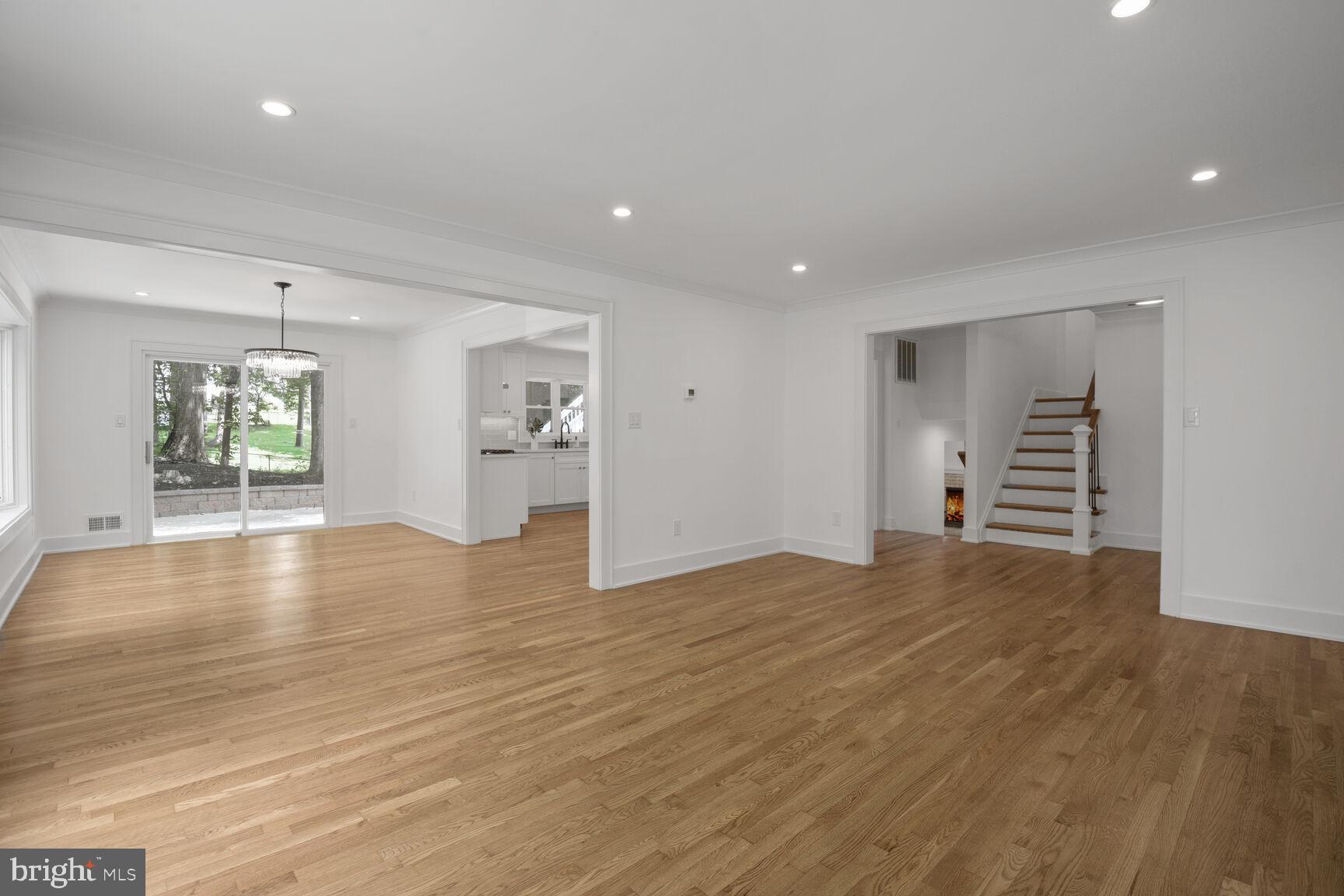 12523 Heurich Road Silver Spring, MD 20902 - Photo 14 of 35 Living Room