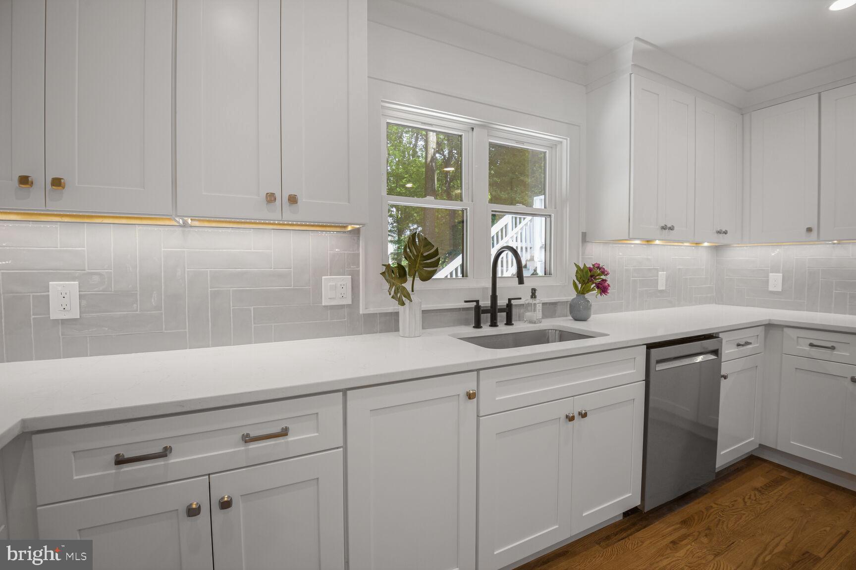 12523 Heurich Road Silver Spring, MD 20902 - Photo 9 of 35 Kitchen