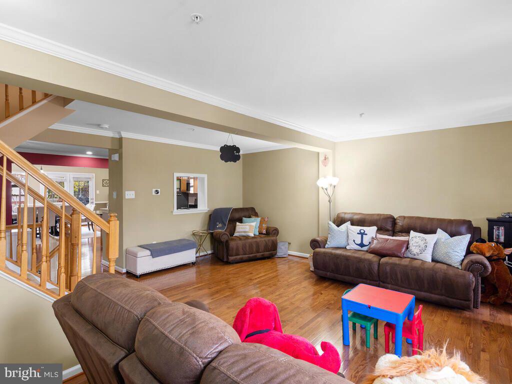 4637 Ripley Manor Terrace Olney, MD 20832 - Photo 12 of 47 Gallery Image 12