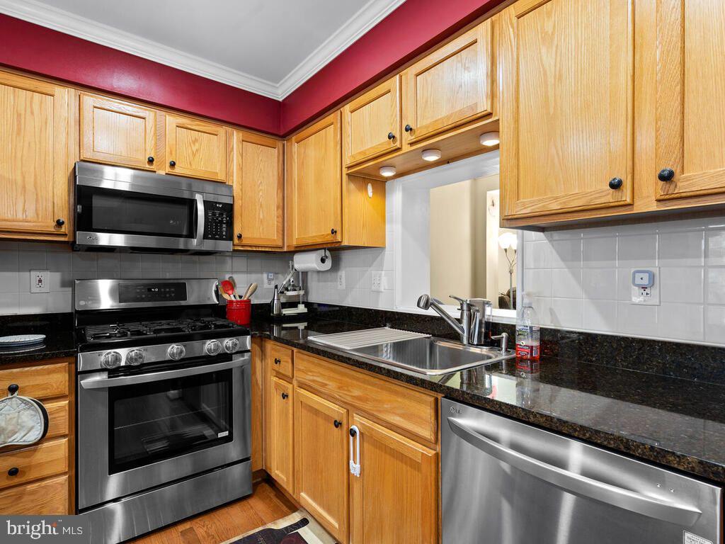 4637 Ripley Manor Terrace Olney, MD 20832 - Photo 27 of 47 Gallery Image 27