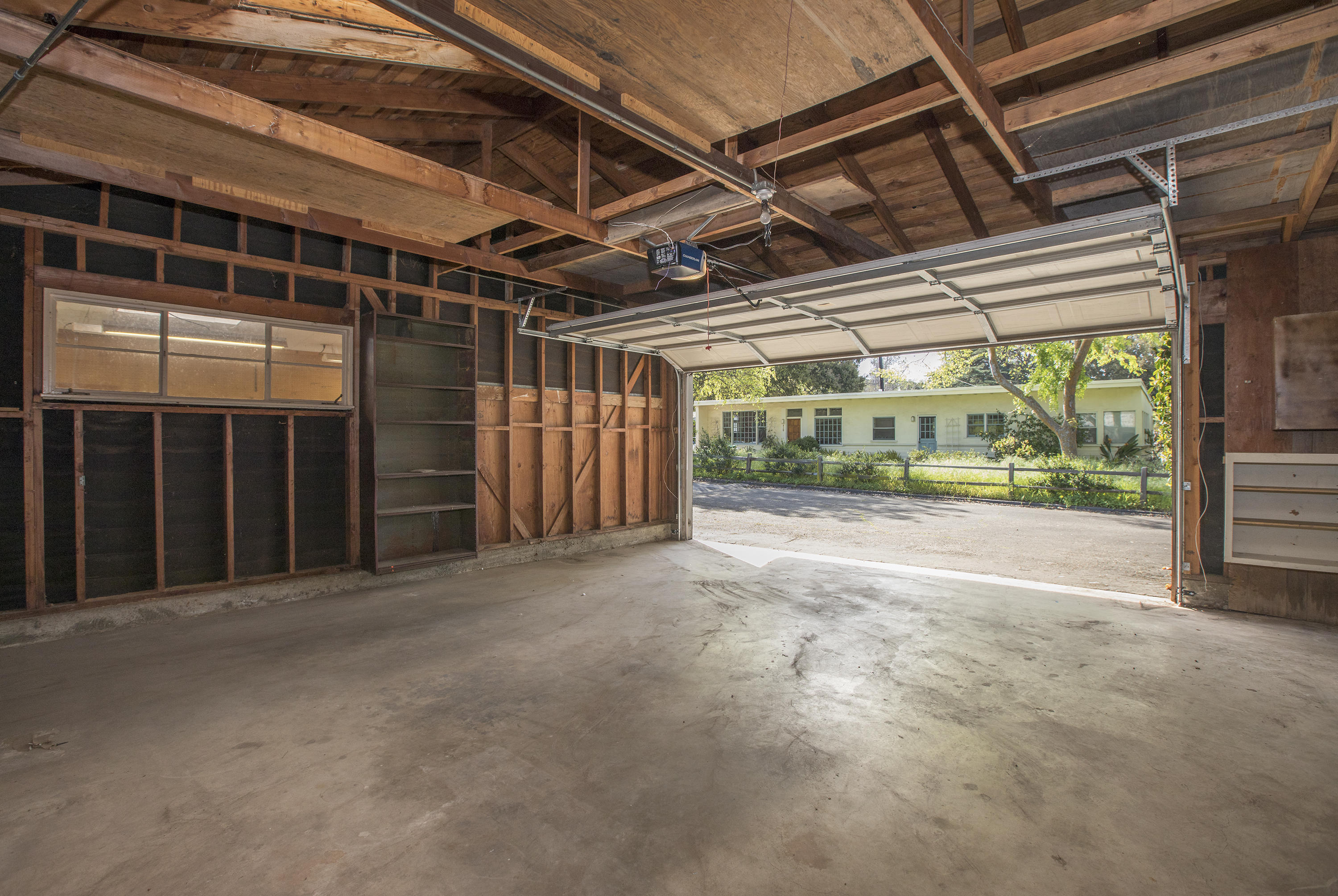 430 North Ontare Road Santa Barbara, CA 93105 - Photo 14 of 15 Garage