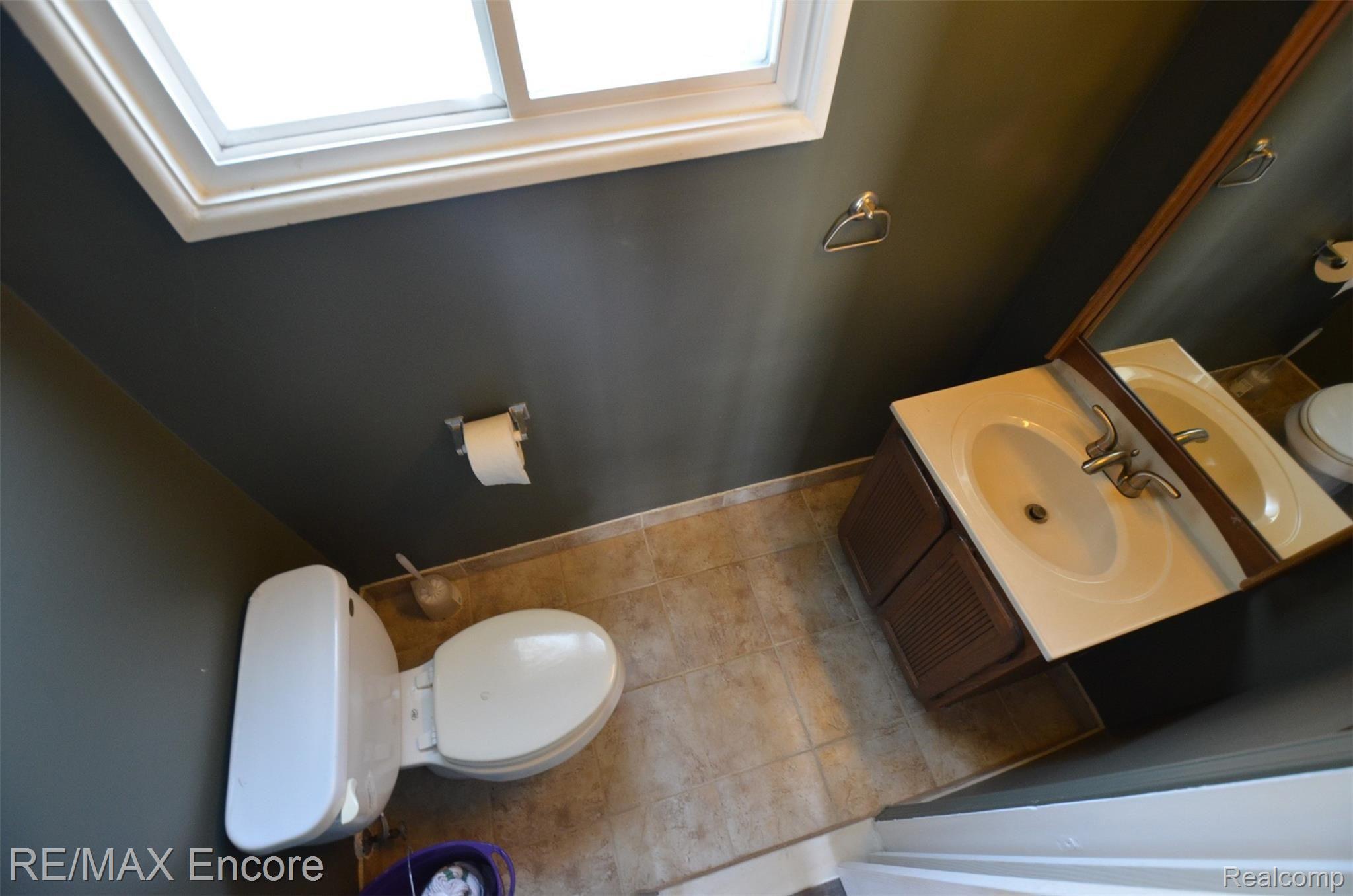 7859 Dubuque Road Clarkston, MI 48348 - Photo 26 of 39 DSC_0102.JPG