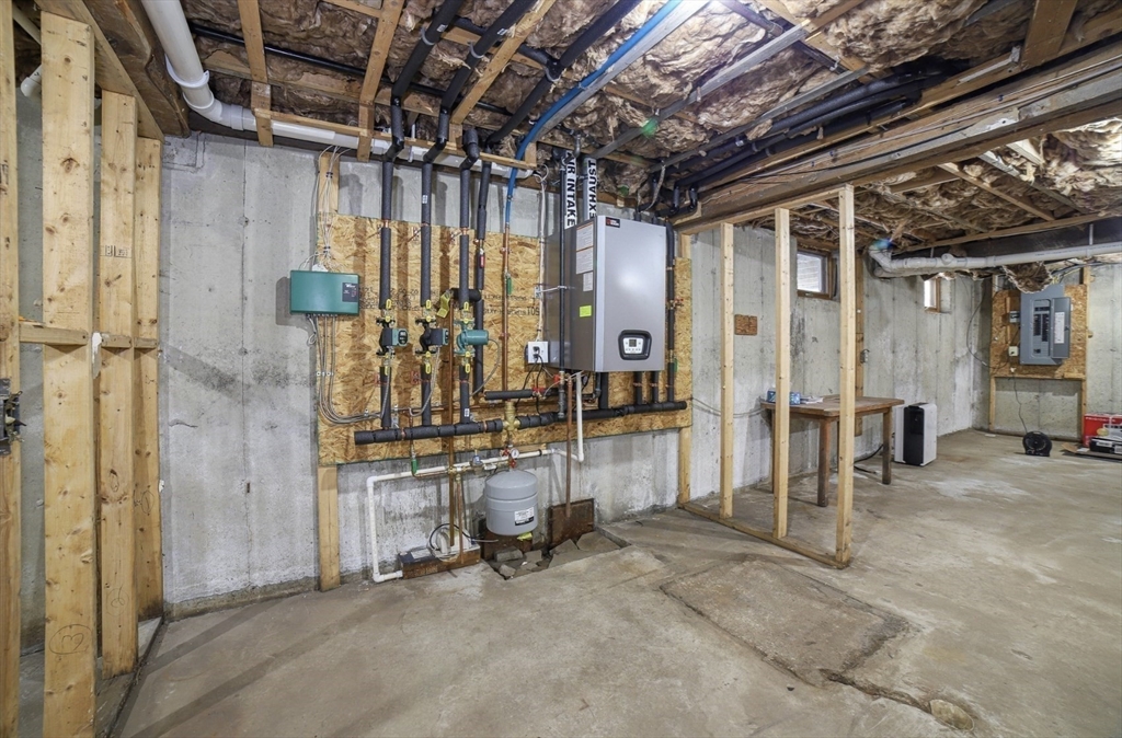 3 Woods Road Westminster, MA 01473 - Photo 39 of 41 a view of a hallway with chairs