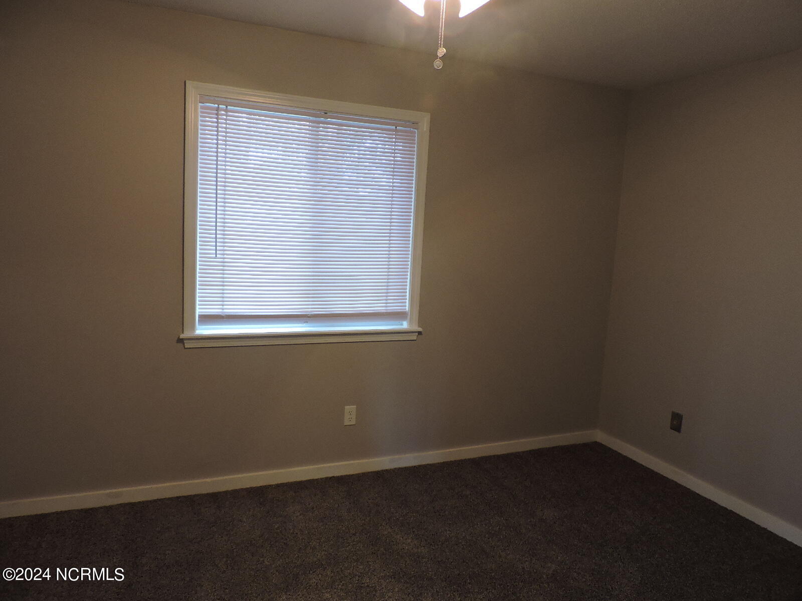 201 Shipman Road, Unit A Havelock, NC 28532 - Photo 5 of 27 2018-11-01 11.06.55