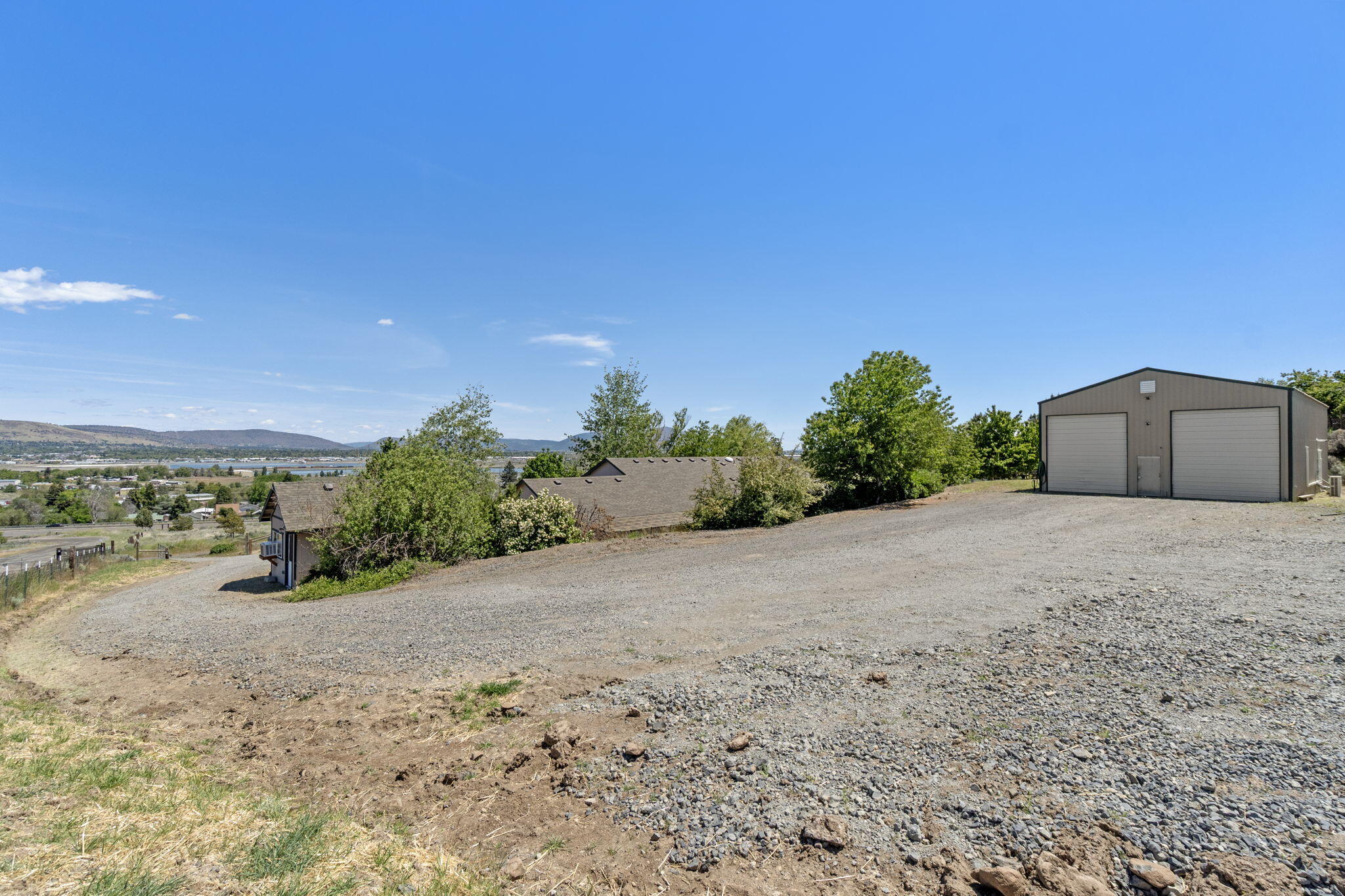 2630 Frontage Road Klamath Falls, OR 97601 - Photo 59 of 72