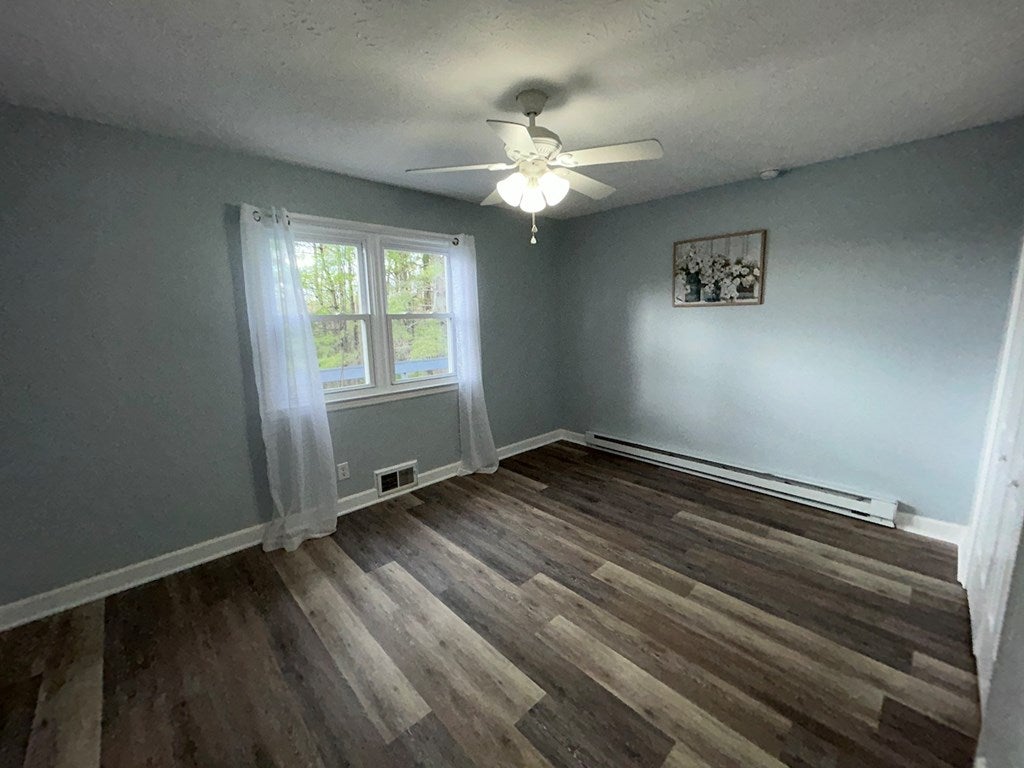 961 Ridge Road Austinville, VA 24312 - Photo 7 of 59 Gallery Image 7
