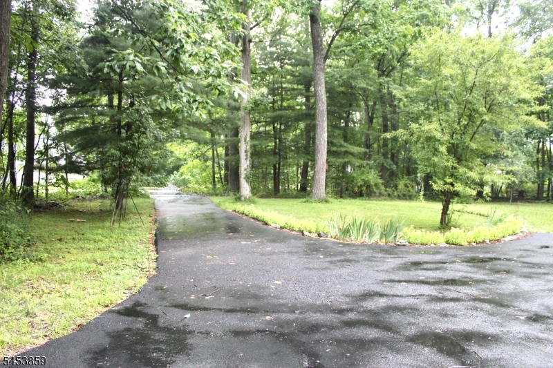 81 Possaghi Road Newton, NJ 07860 - Photo 7 of 35 Gallery Image 7