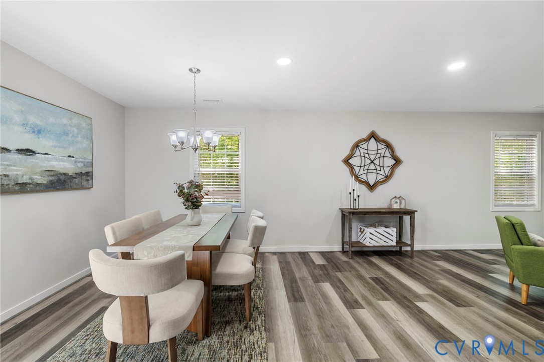 10401 Reedy Branch Road Chesterfield, VA 23838 - Photo 8 of 29 Large Dining Area to entertain Family & Friends
