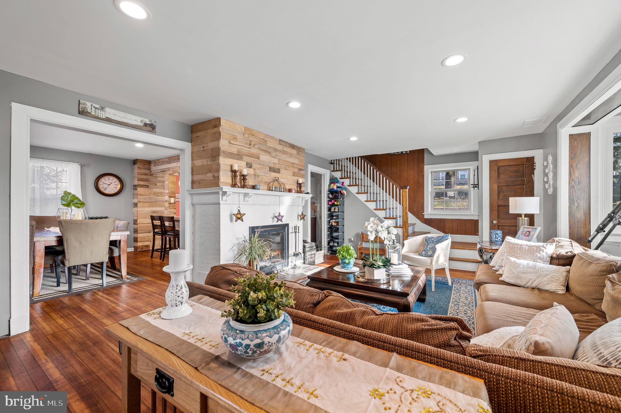 18 Montclair Avenue, Coatesville, PA 19320 Compass