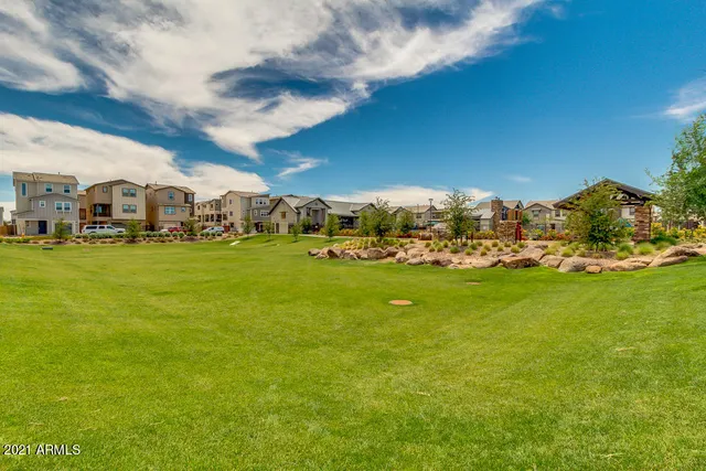 $2,700 | 695 West Browning Place, Chandler, AZ 85286