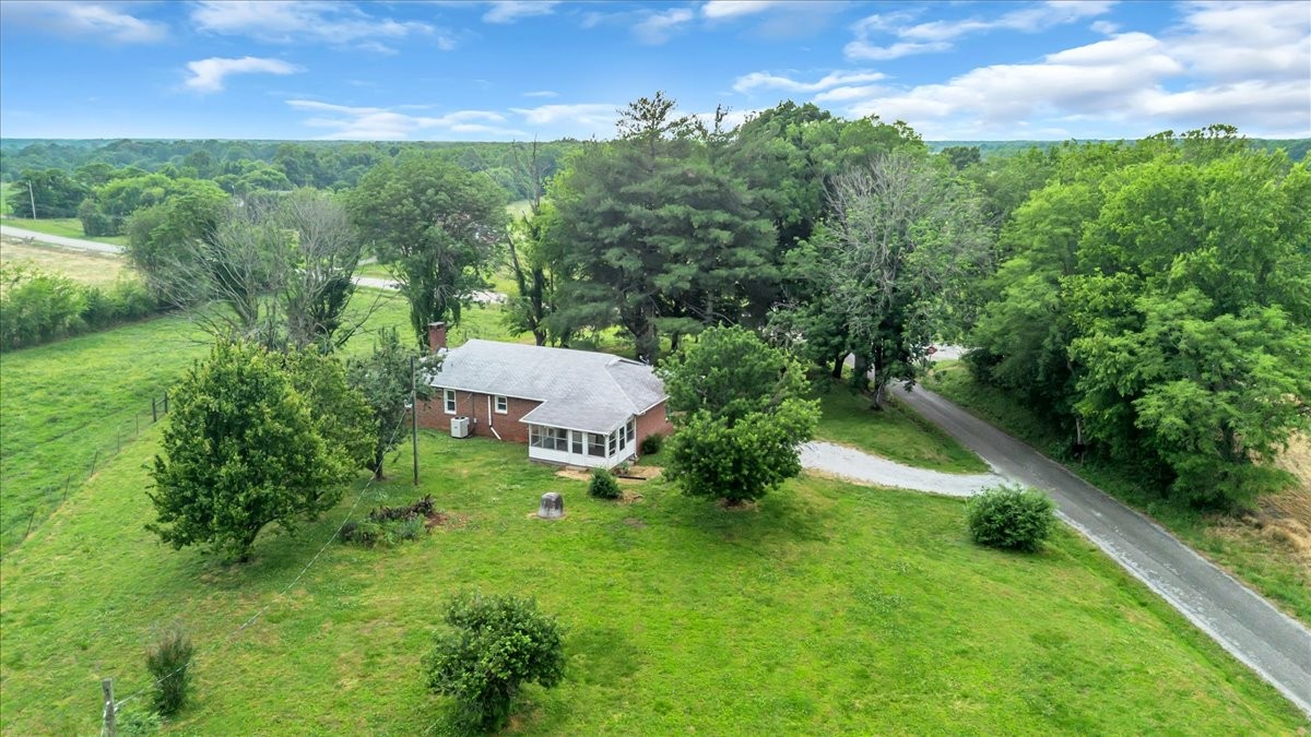 30 J D Ring Road Hillsboro, TN 37342 - Photo 29 of 39
