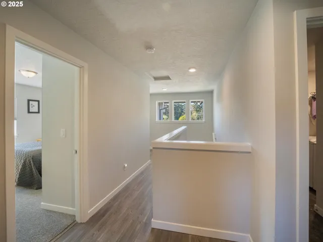 a view of utility room