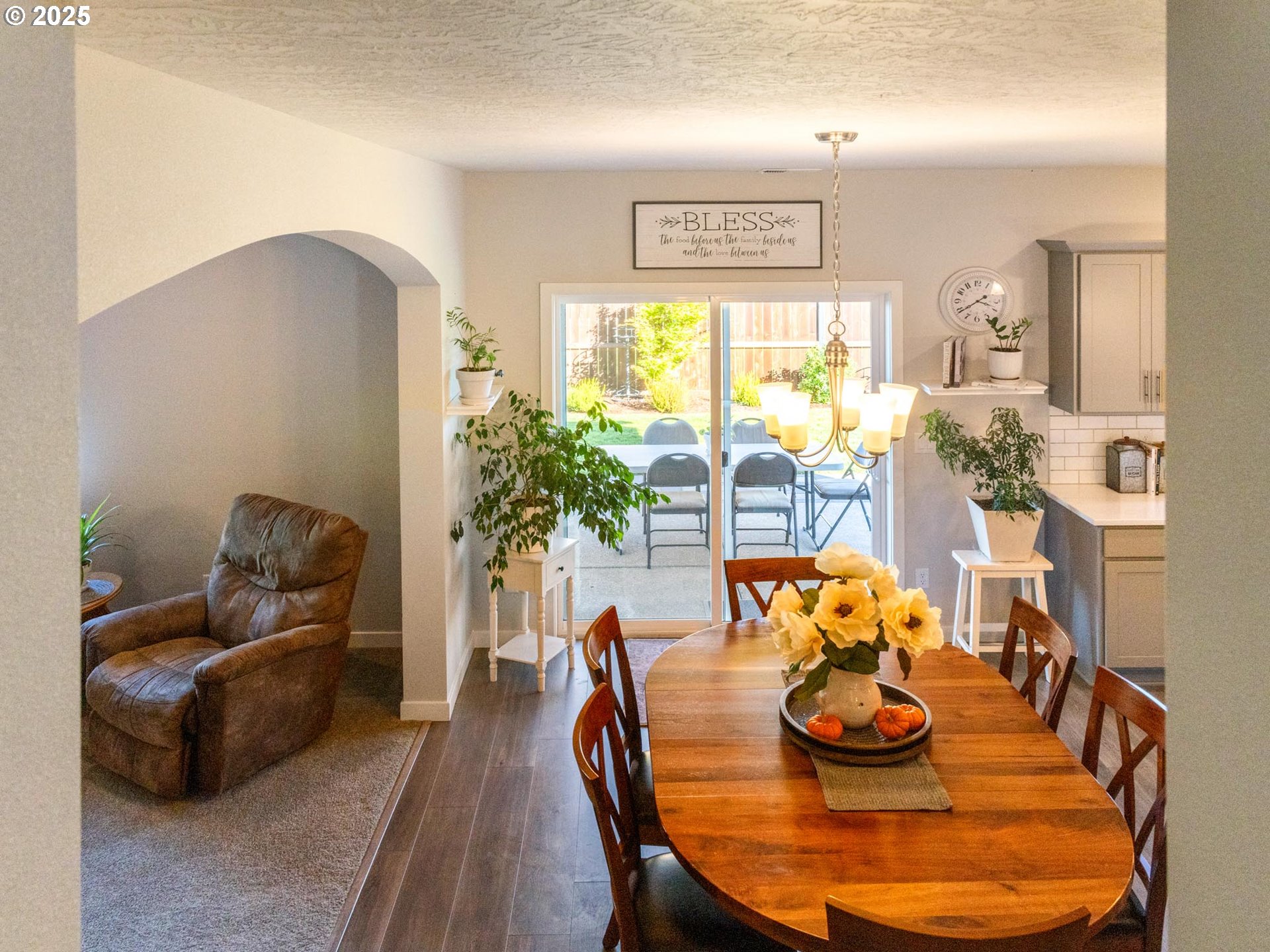 856 Maple Street Brownsville, OR 97327 - Photo 3 of 47 a living room with furniture and a large window
