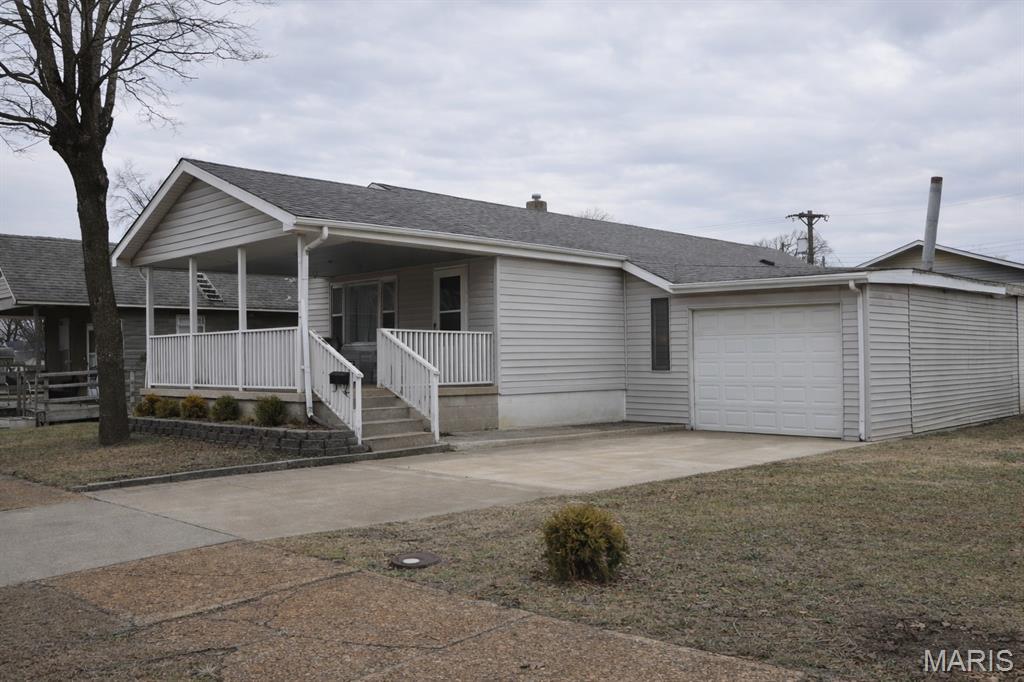 2606 West 20th Street Granite City, IL 62040 - Photo 2 of 17