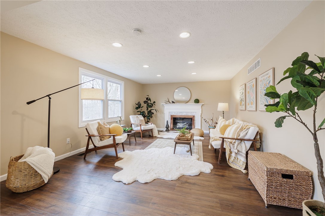 40 Latchmere Drive Victor, NY 14564 - Photo 2 of 40