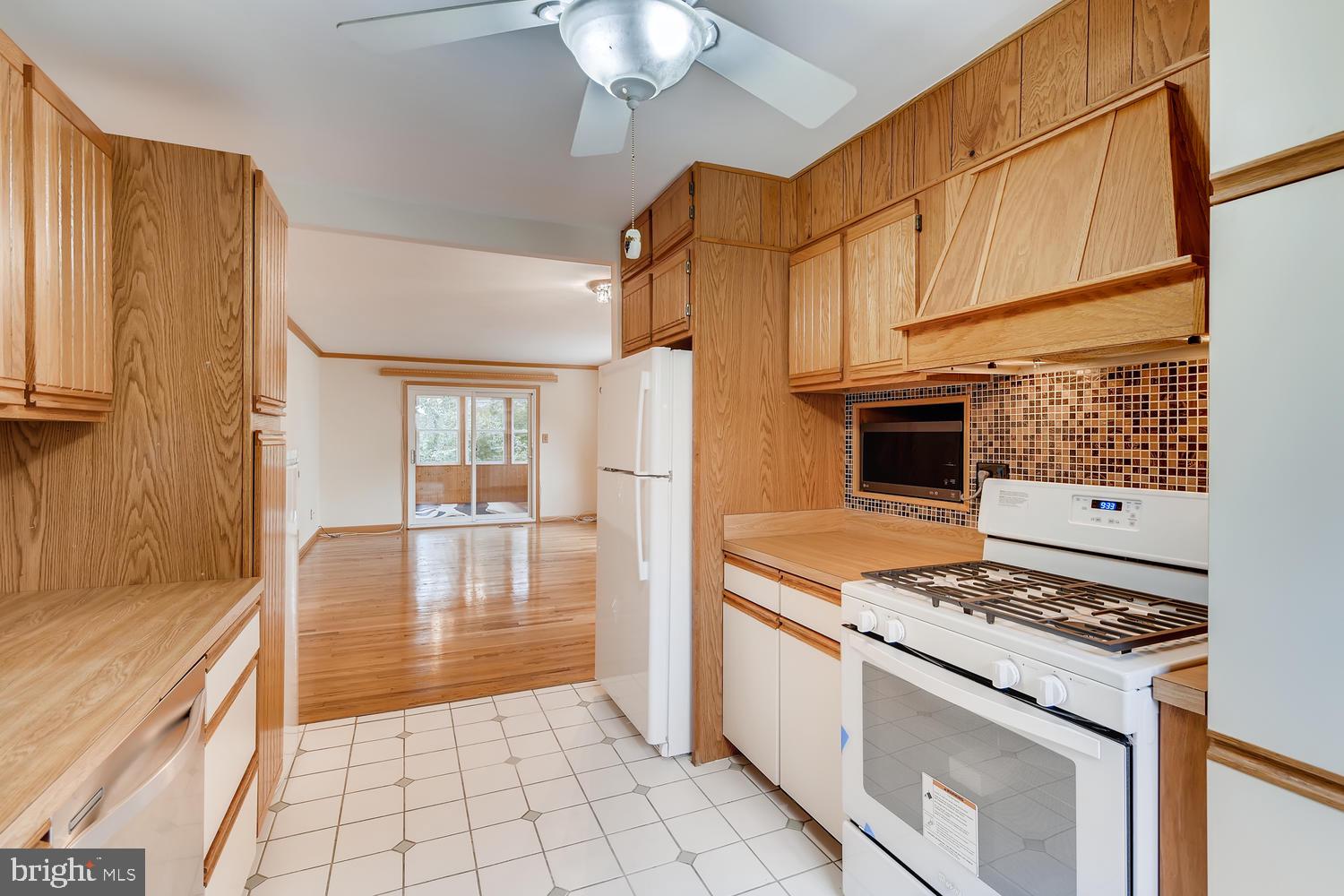249 Highmeadow Road Reisterstown, MD 21136 - Photo 8 of 33 Gallery Image 8
